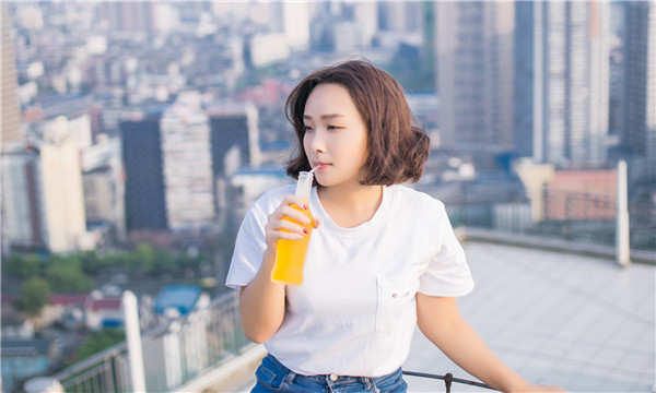 临翔关于试管代生助孕多少钱的详尽分析与指导